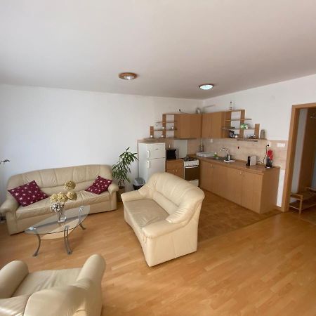 Ihome Apartment 3.0 Pecs Luaran gambar
