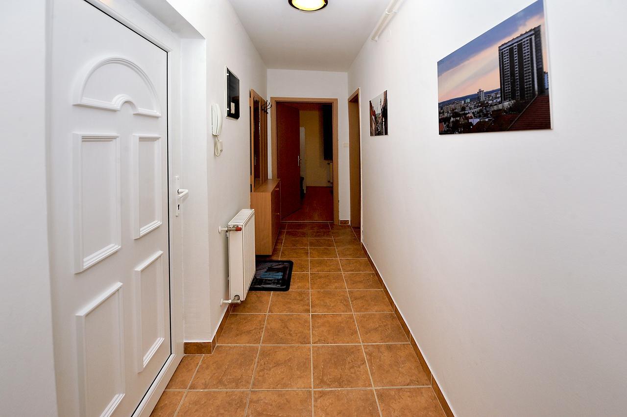 Ihome Apartment 3.0 Pecs Luaran gambar